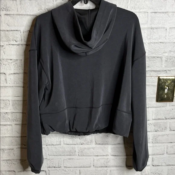 Lululemon Softstreme cropped hoodie sweatshirt - Picture 7 of 8